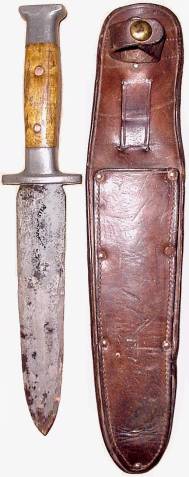 WWII VAN ADESTINE FIGHTING KNIFE